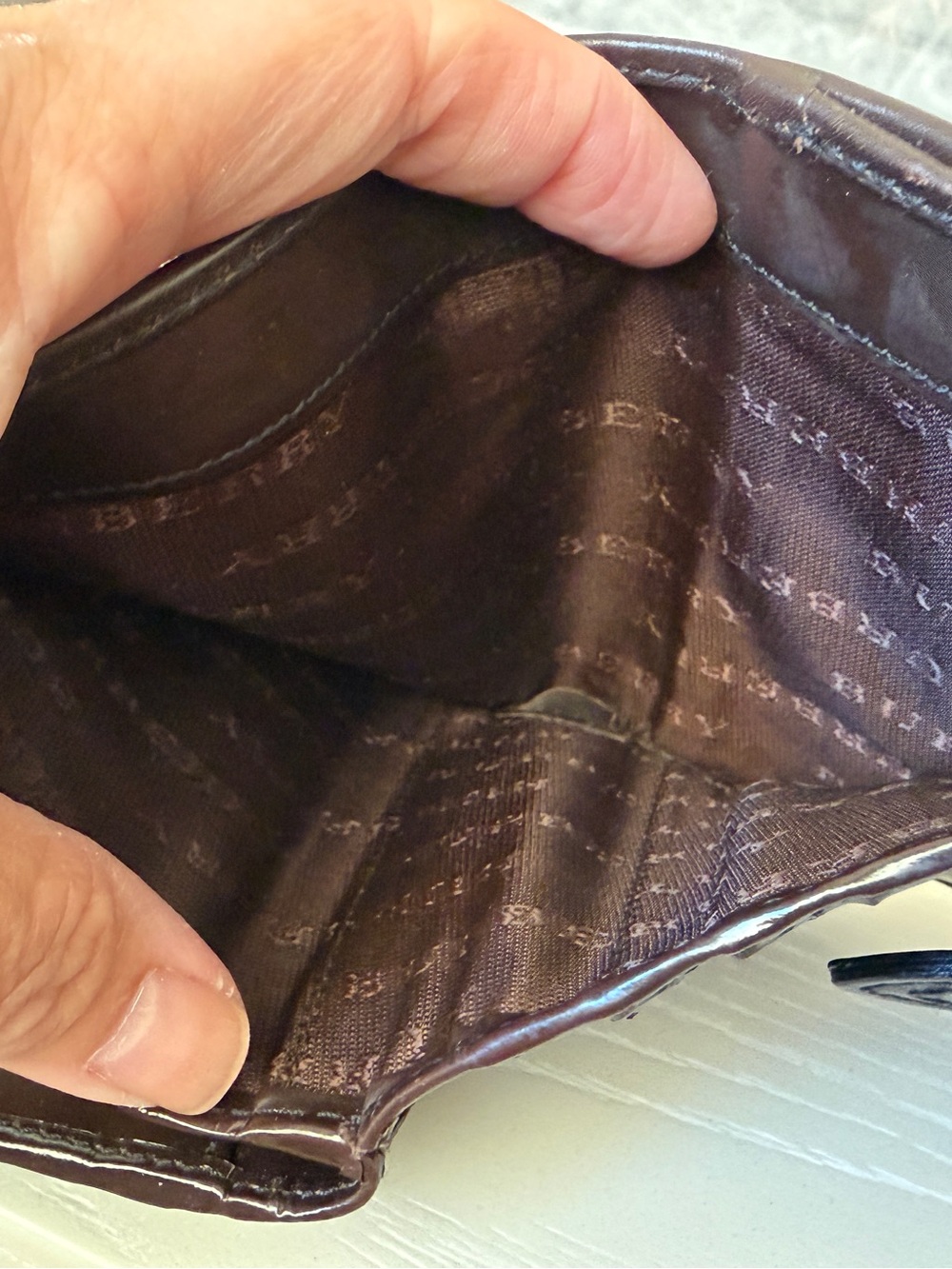 Authentic Burberry Nova Check Beige Brown Leather Wallet - Picture 5 of 7